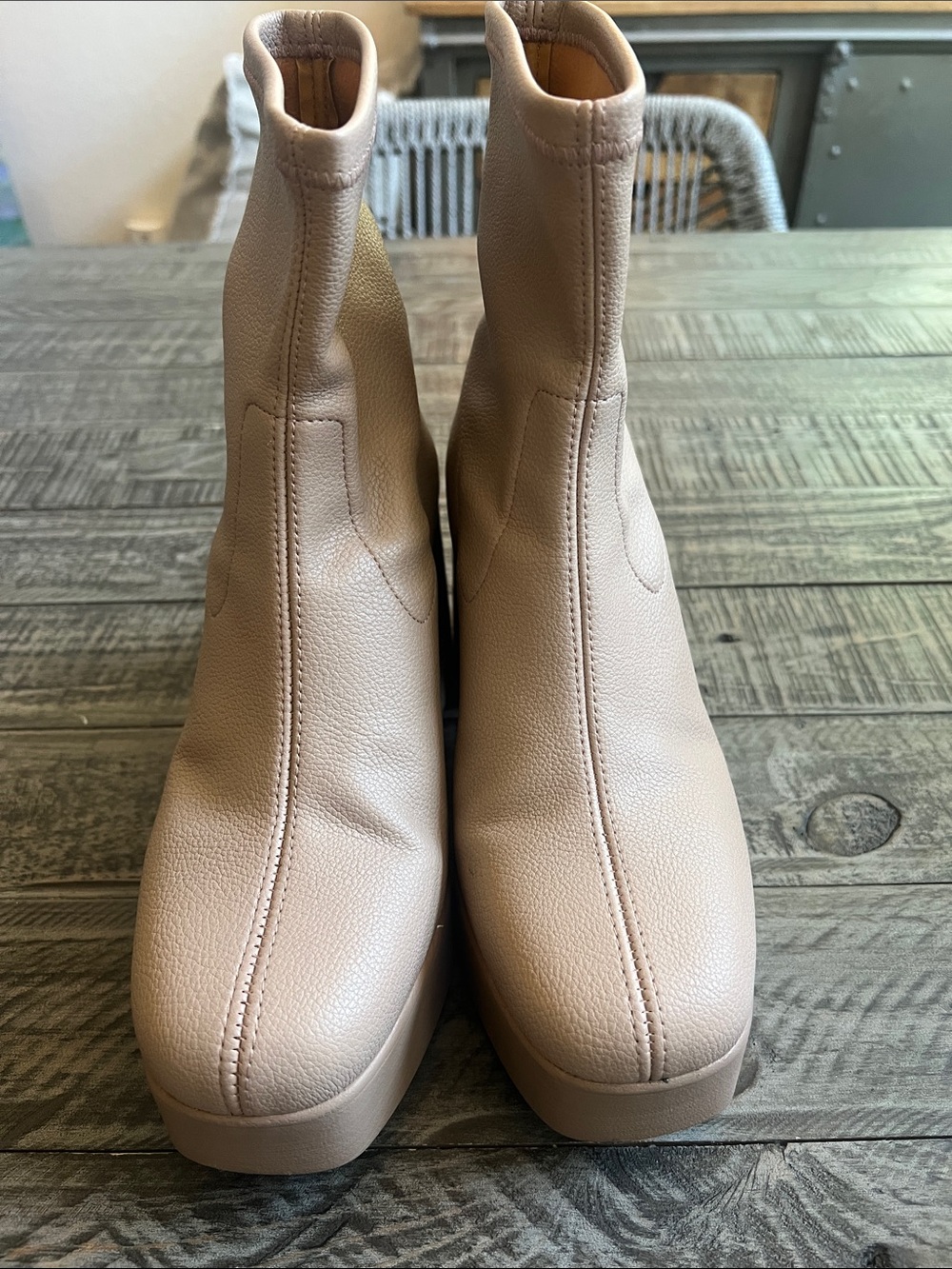 Intentionally Blank sz38 Platform Ankle Boots in Nude Tan NEW - Picture 12 of 13